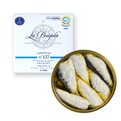 Smoked Sardines in Olive Oil Xeito 10-15 Pc. La brujula 130g | Sardinas Ahumadas en Aceite de Oliva Xeito 10-15 La Brújula 130 g