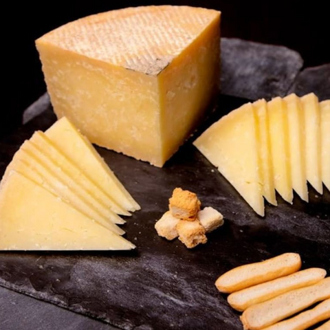 Manchego Aged 12 Months (Anejo) Sheep Cheese P.D.O | Queso  Manchego D.O.P. Anejo de Oveja 12 Meses