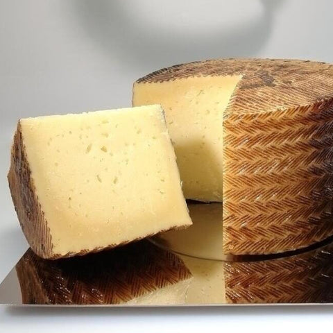 Zamorano Cheese Viejo Plateria P.D.O  Approx. 420g  | Queso Zamorano Viejo Plateria D.O.P.  Aprox. 420g