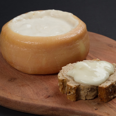 Torta del Casar Whole Creamy Cheese DOP | Torta del Casar  P.D.O. Queso Cremoso